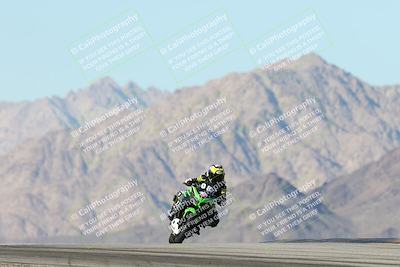 media/Dec-01-2025-Moto Forza (Mon) [[2daa91e15f]]/3-Beginner Group/Session 4 Turn 9/